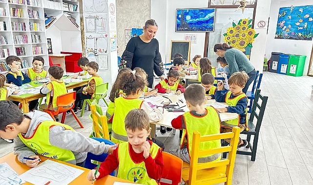 Kitapların büyülü dünyasında eğlendiler