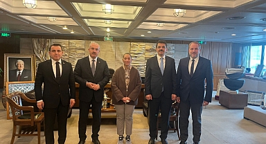 Vali Ömer Toraman'dan Kale Grubu'na ziyaret