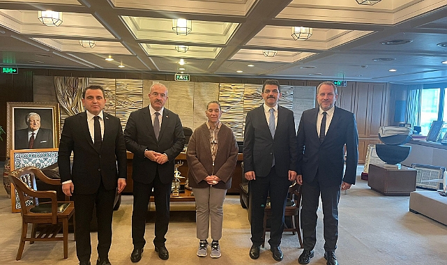 Vali Ömer Toraman&#039;dan Kale Grubu&#039;na ziyaret