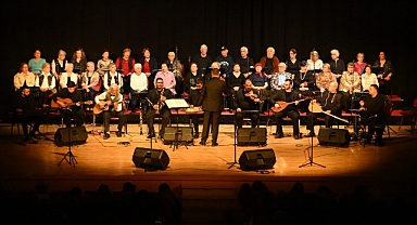 Altın Yıllar Yaşam Merkezi'nden yılbaşı etkinliği