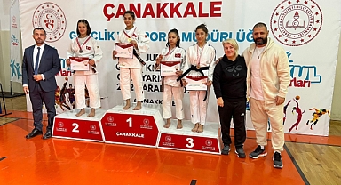 Başarılı judoculara madalyaları verildi