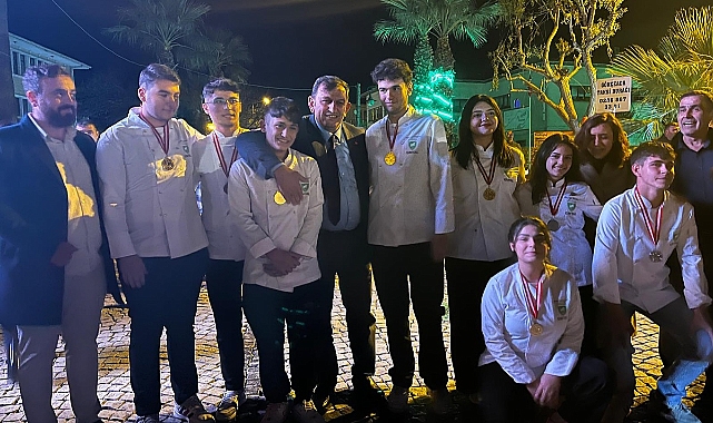 Başkan Atalay; &quot;Gururumuzsunuz&quot;