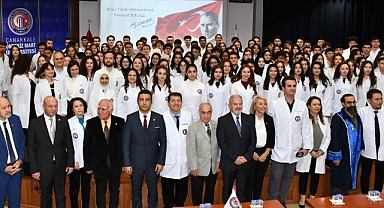 Diş Hekimliği Fakültesi'nde Beyaz Önlük Giyme Töreni gerçekleştirildi