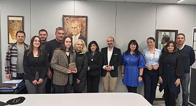 Kal-e Dijital Maskot Tasarımı Ödülünü Bostanlıer aldı