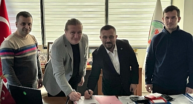 Lapseki Belediyesi'nde emekçiyi sevindiren imza