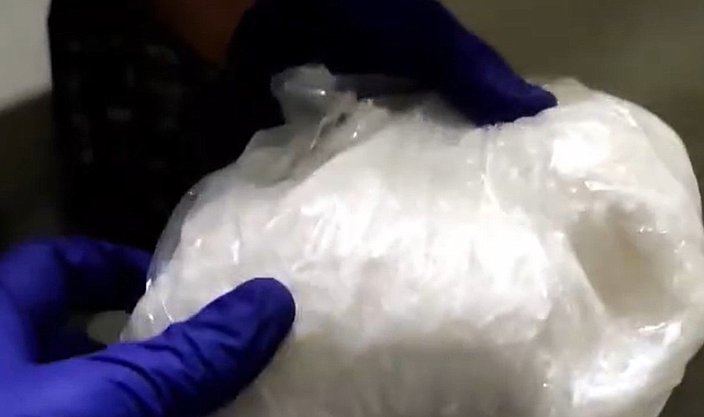 Operasyonda 1 kilo 50 gram metamfetamin ele geçirildi
