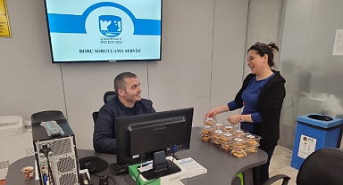 Çanakkale Belediyesi'nden Kandil Simidi ikramı...