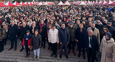 Çanakkale'de İlk Kez Hamsi Festivali Düzenlendi: 3 Ton Hamsi Dağıtıldı