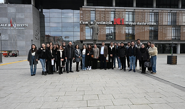 ÇOMÜ Öğrencilerinden Yeşil Yerel Yönetim Binası ve Kültür Merkezi ziyareti