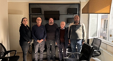 Emekli eğitimcilerden gazetecilere ziyaret