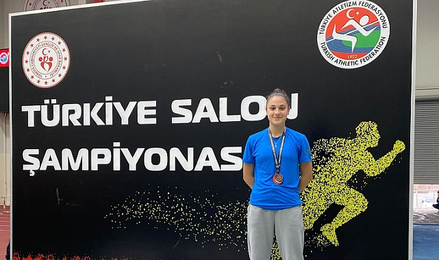 Şimal Alkan&#039;dan Türkiye üçüncülüğü