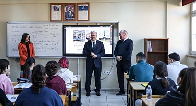 Vali Toraman'dan okul ziyareti