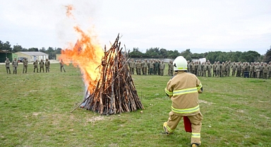 Askeri personele yangın eğitimi verildi