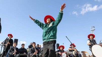 Romanlar Günü kutlandı