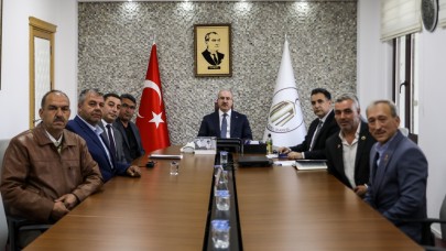 Vali Toraman muhtarları ağırladı