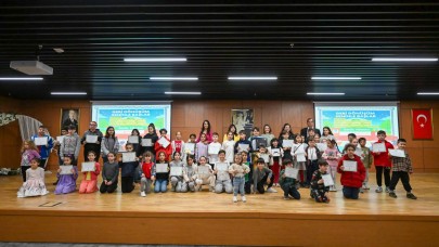 Geri dönüşüm kahramanları ödüllerini aldı