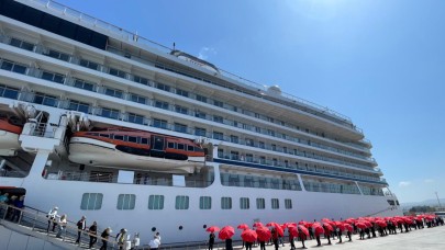 Port of Çanakkale'de Kruvaziyer sezonu tüm hızıyla devam ediyor