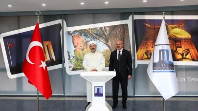 Başkan Erbaş, Çanakkale Valiliğini ziyaret etti