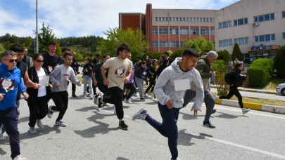ÇOMÜ’de “Koşamayanlar İçin Koşuyoruz” etkinliği