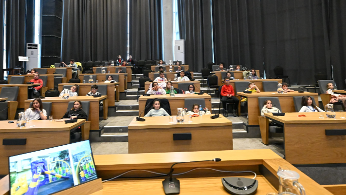 Çocuk Meclisi toplantıları sürüyor