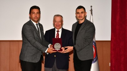 "Akademik Mikroçevre ve Bilimde Merakın Önemi"