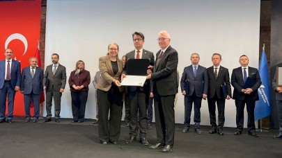 ÇOMÜ’ye YÖKAK’tan 5 yıllık tam kurumsal akreditasyon belgesi