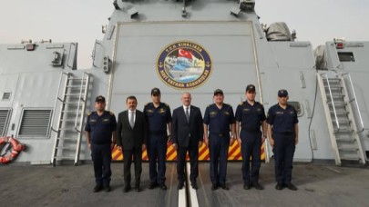 Vali Toraman’dan TCG Kınalıada gemisine ziyaret