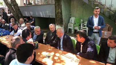 AK Parti heyeti köy hayırında