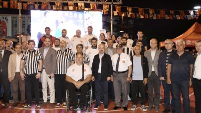 Çanakkale’de nefes kesen bilek güreşi!