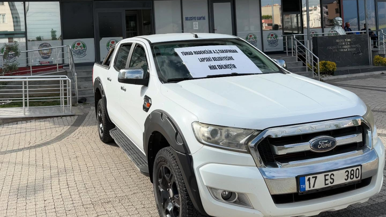 TÜMAD Madencilik’ten Lapseki Belediyesi’ne araç desteği