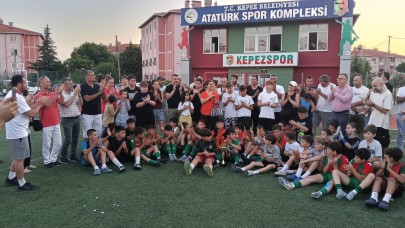 Şampiyon kupasını aldı