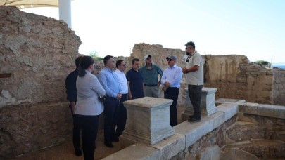Vali Toraman kazı çalışmalarını inceledi!