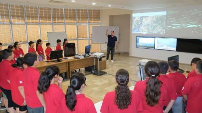 Öğrenciler Yangın Koordinasyon Merkezi’nde