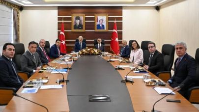 Vali Toraman Kocaeli’de toplantıya katıldı