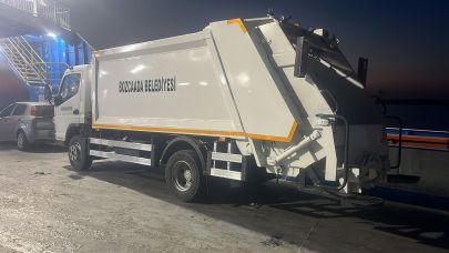 Atıl duran araç çöp kamyonu oldu