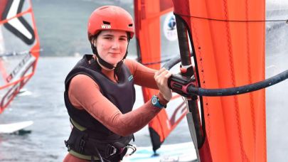 Delfin Ada Canpolat Dünya Şampiyonası'nda