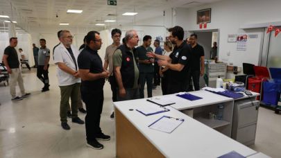 Vali Toraman, yangının ardından hastaneyi inceledi