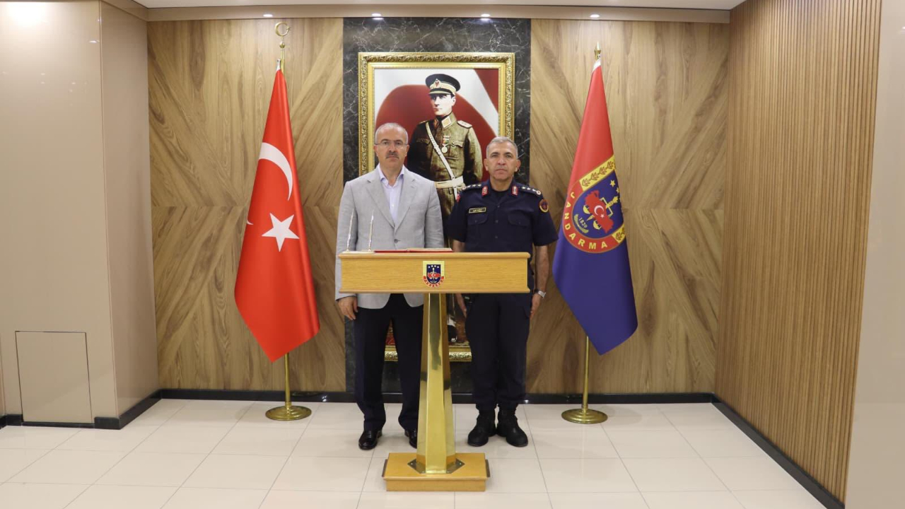 Vali Toraman’dan İl Jandarma Komutanlığı’na ziyaret