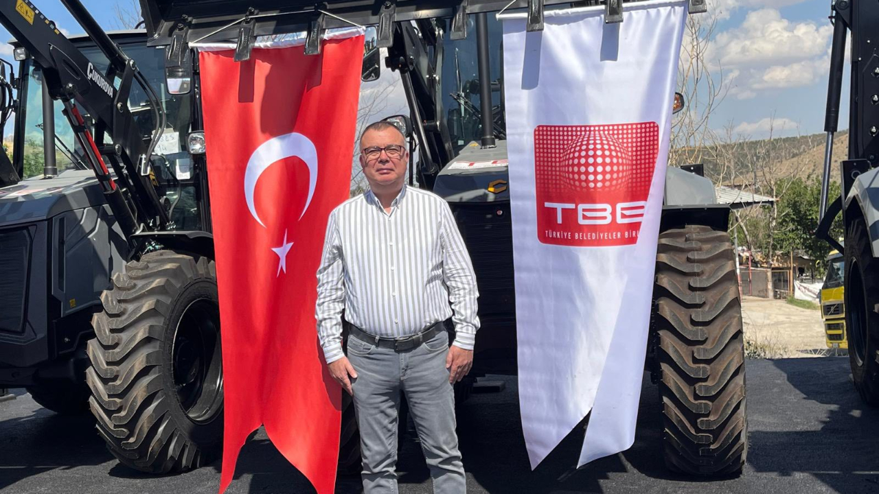 Kepez Belediyesi’ne TBB’den hibe iş makinesi