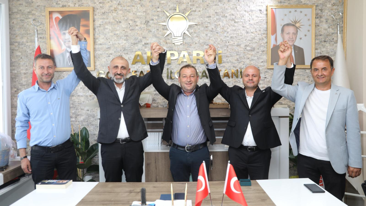 İpek ve Çay AK Parti’de