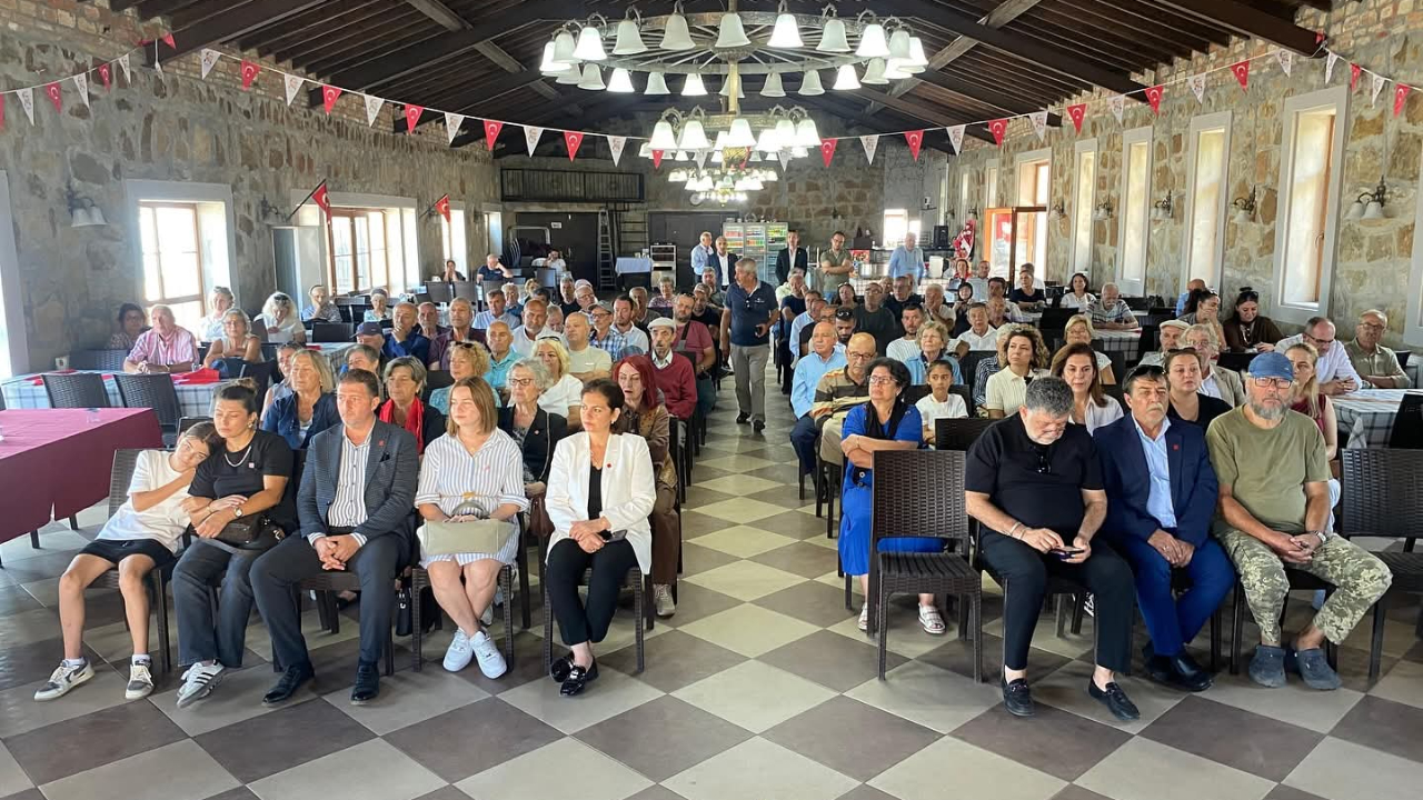 Gürbüz; “Eceabat kongremiz demokrasinin güzel bir örneği oldu”