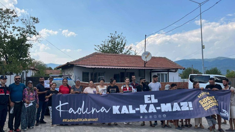 Jandarma, KADES’i tanıtıyor