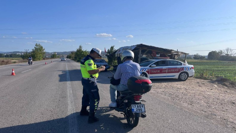 Motosiklet sürücülerine denetim