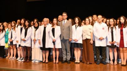 ÇOMÜ Tıp Fakültesi’nde “Önlük Giydirme Töreni” Düzenlendi