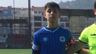 Emir Toprak Çakmak Konyaspor ile anlaştı