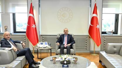 Çanakkale’nin kanayan yaraları gündemde! Güzelyalı girişi ve adliye kavşağı için harekete geçildi!