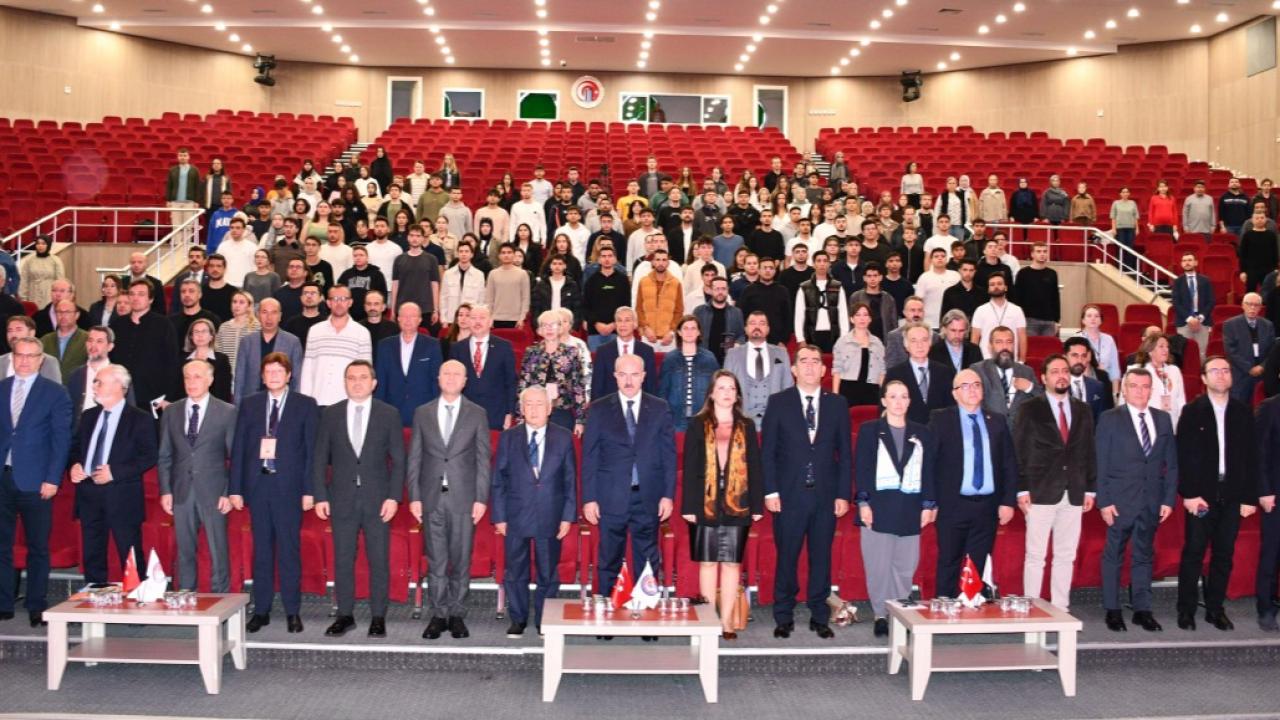 ÇOMÜ&#039;de sempozyum