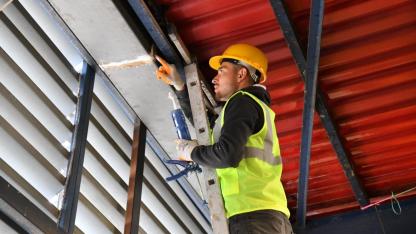 Cuma Pazarı'nda onarım çalışması!