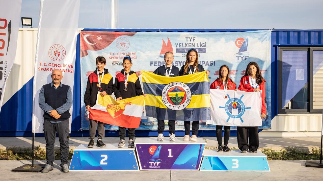 Genç yelkenciler Türkiye üçüncüsü oldu