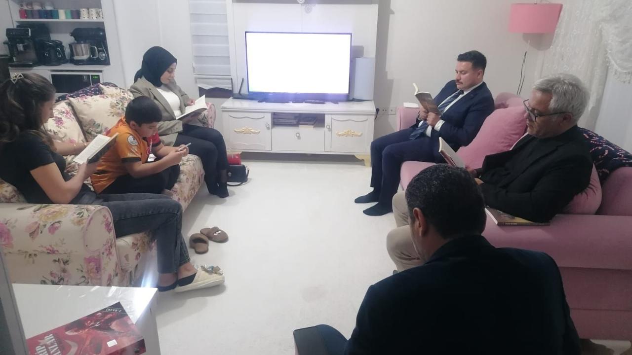 Gökçeada’da “Ben Okuyorum, Gökçeada Okuyor” seferberliği